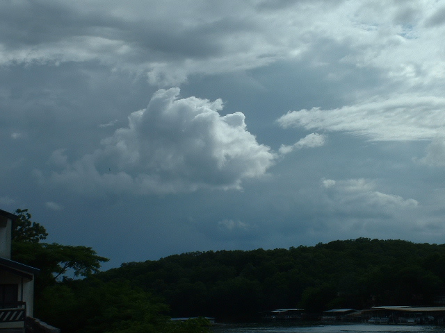 06-12-2003clouds.jpg