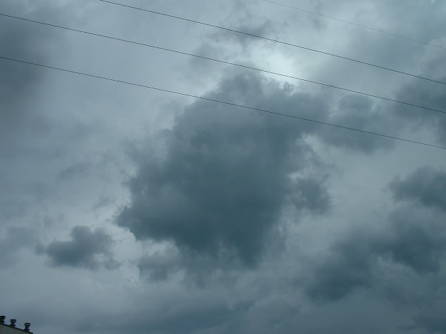 06-12-2003clouds3.jpg